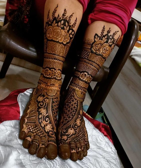 Bhavi's Mehndi - Eternity